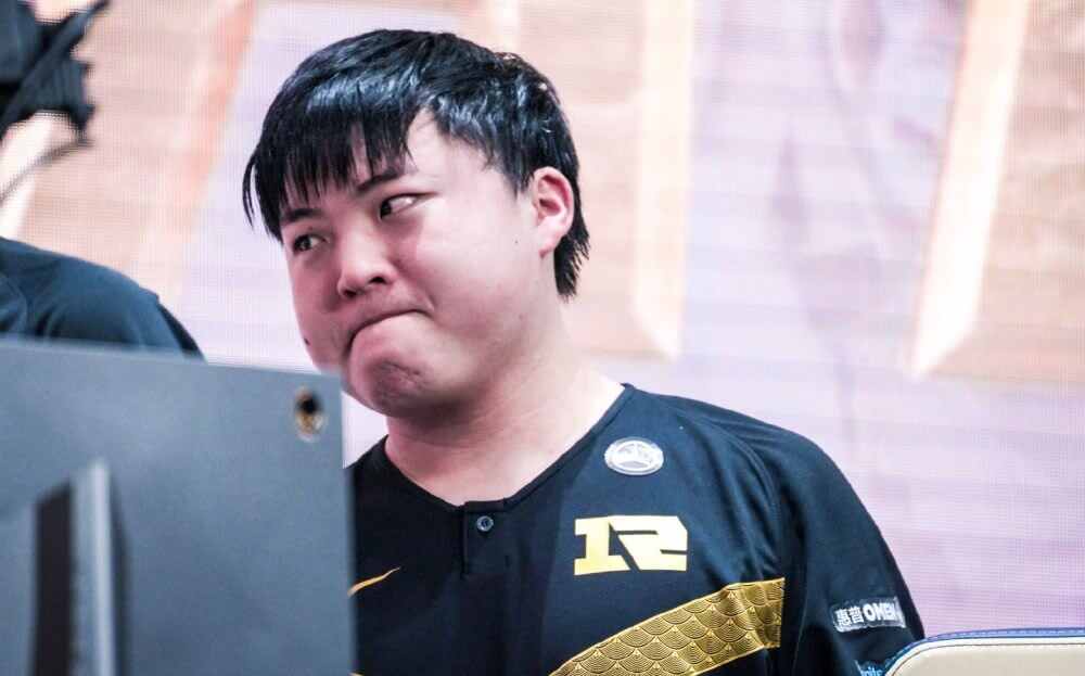LOLRNG̭UZI